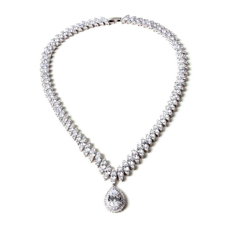 l@@k!! R30 courier! Retail: R5250.00 AMRITA SINGH NEW YORK Josephine Cubic Zirconia Necklace