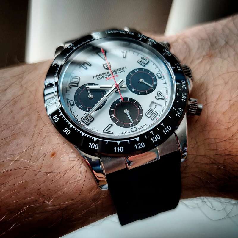 Retail: R4,900.00 PAGANI DESIGN Daytona Chronograph Men`s 100M Waterproof Quartz Watch 40MM NEW!!