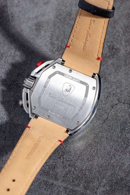 must see worth R35,000.00 Tonino Lamborghini Men`s SPYDER Chronograph HORIZONTAL Watch BRAND NEW