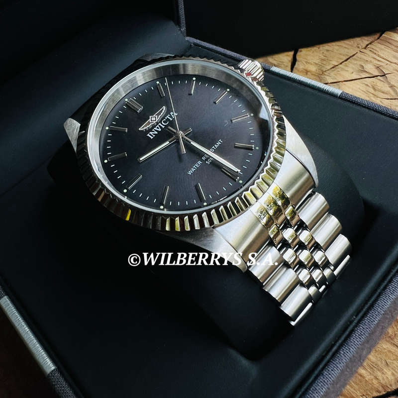 Retail: R5,999.00 INVICTA Classic Jubilee Strap 43mm Black Watch BRAND NEW