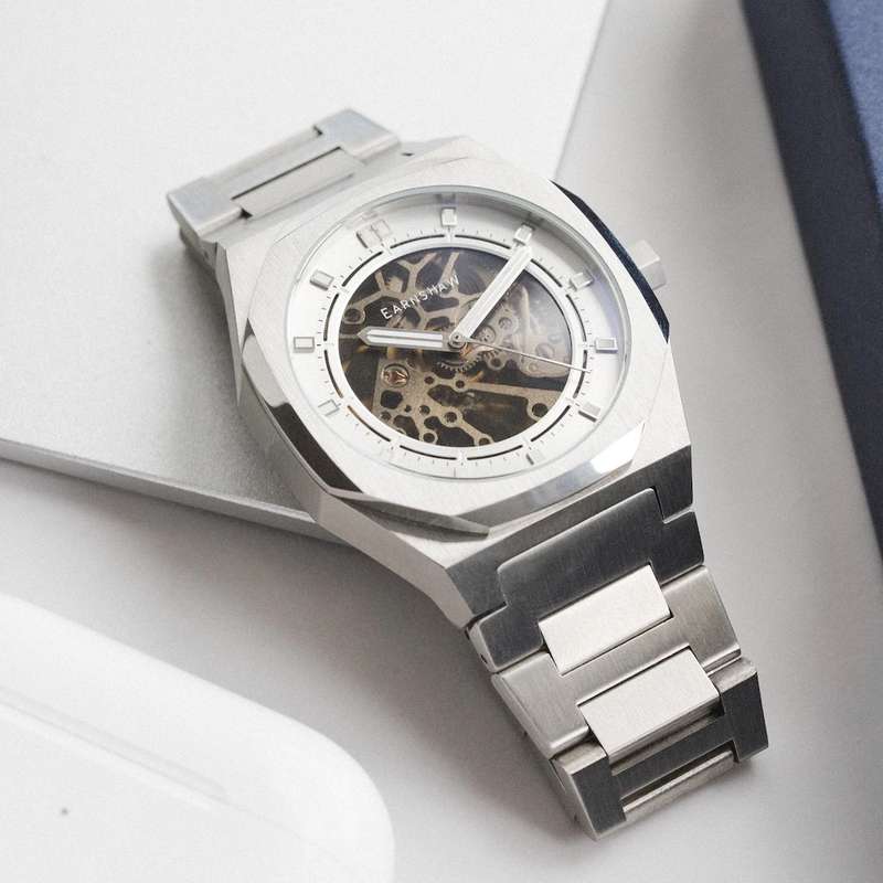 LOOK!! rip: R9,200.00 THOMAS EARNSHAW DRAKE SKELTON OPEN HEART AUTOMATIC Silver Sheen Watch