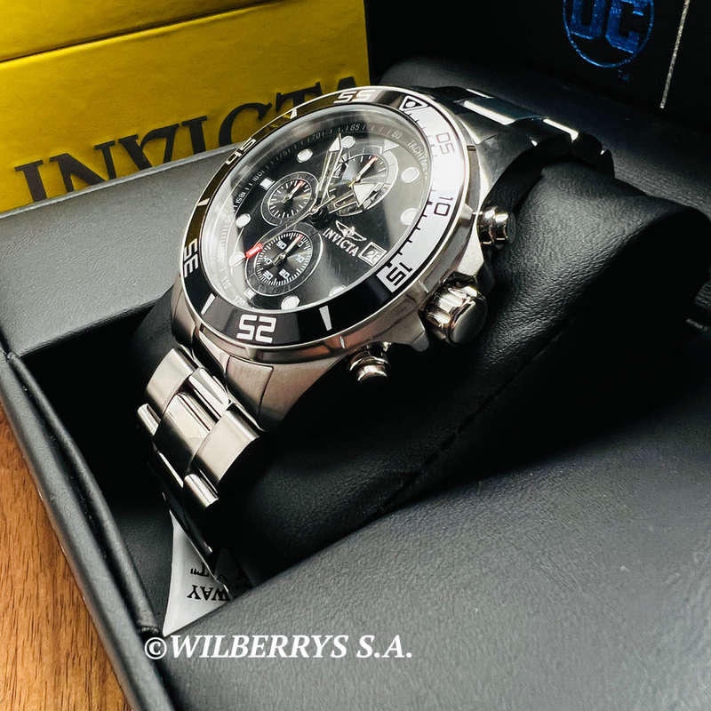 R30 courier!! look!! rrp R6,999.00 INVICTA Mens Silver / Black Classic Tachy Steel Watch BRAND NEW