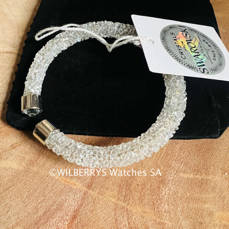 R30 coureir! Retail: R1750.00 LONDON JEWELLERS Brilliance CRYSTALS FROM SWAROVSKI Sugar bracelet