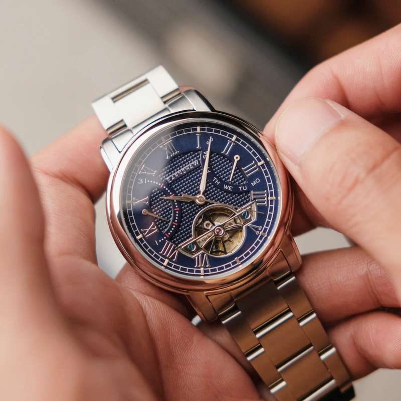 LOOK!! rip: R10,200.00 THOMAS EARNSHAW LONGCASE DOUBLE RETROGRADE AUTOMATIC Bearer Blue Watch