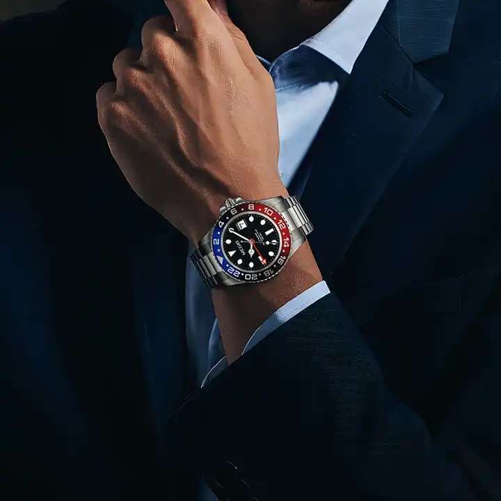 Retail: R2,499.00 MEGIR ELITE Men`s GMT Date 43mm Stainless Steel Pepsi Oyster Bracelet Watch NEW!!