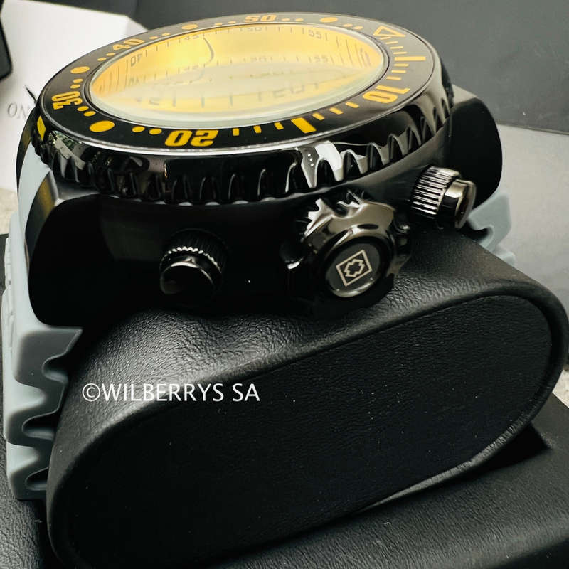 THICK build MONSTER !! rrp R8,999.00 INVICTA MEN PD HUNTER DIVER WATCH SILICONE STRAP NEW