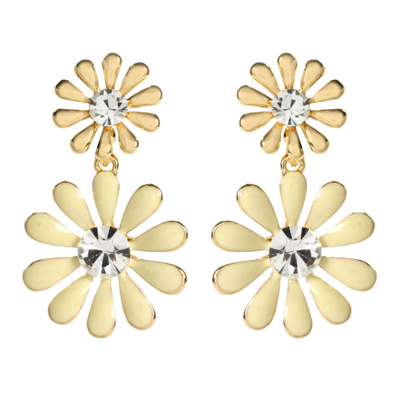 Must see! Retail: R1250.00 AMRITA NEW YORK Fleur Two Tier Earring Ivory
