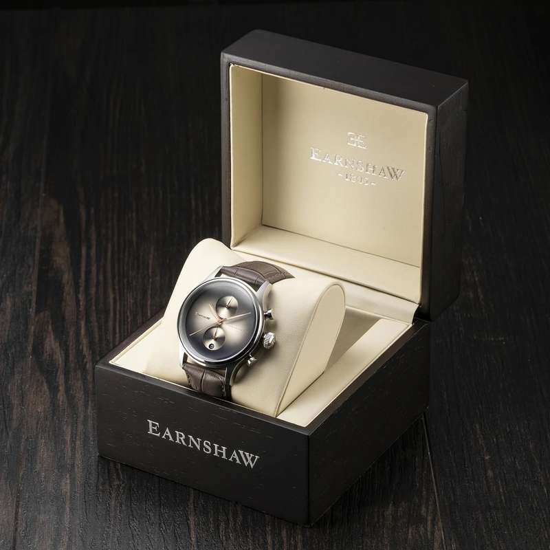 Retail: R8,200.00 Thomas Earnshaw Smoke FUMÉE Chronograph Watch GENUINE, BRAND NEW