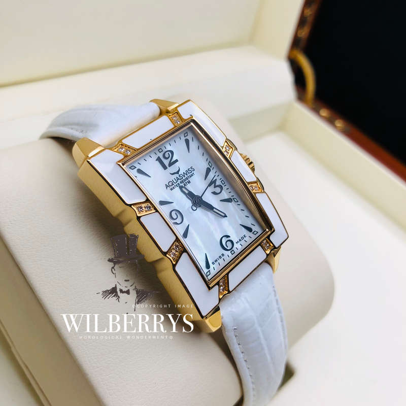 Retail: $999 /R14,000.00 Aquaswiss Women Avalon L with 16 Diamonds 18K Gold Plating Leather Band
