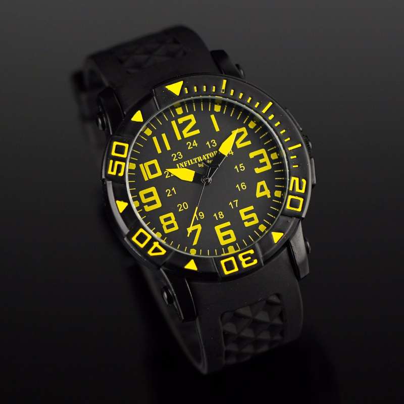 INFANTRY MILITARY CO. Infiltrator SWAT Silicone Strap Watch Brand new BOXED, FULLY LOADED!