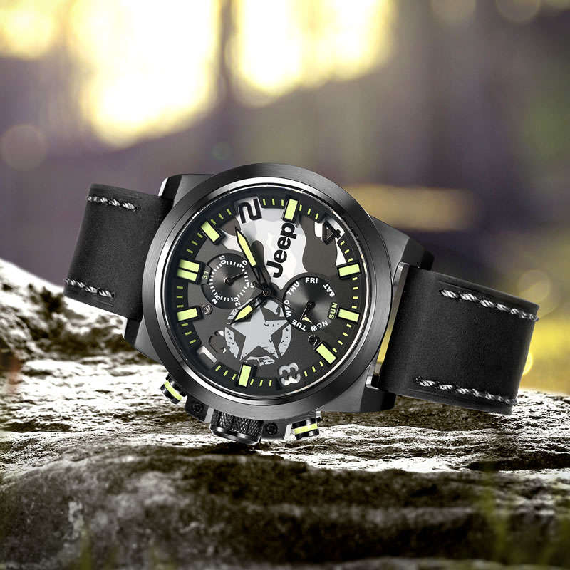 Retail: R7,000.00 JEEP Men's 48mm Wrangler Multifunction Camo THICK HEAVY Watch BRAND NEW IN BOX