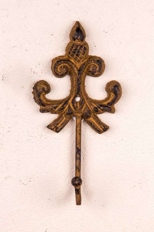 Fleur de Lis Hook Rust