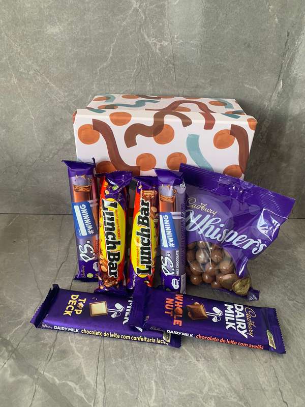 Cadbury Delight Hamper