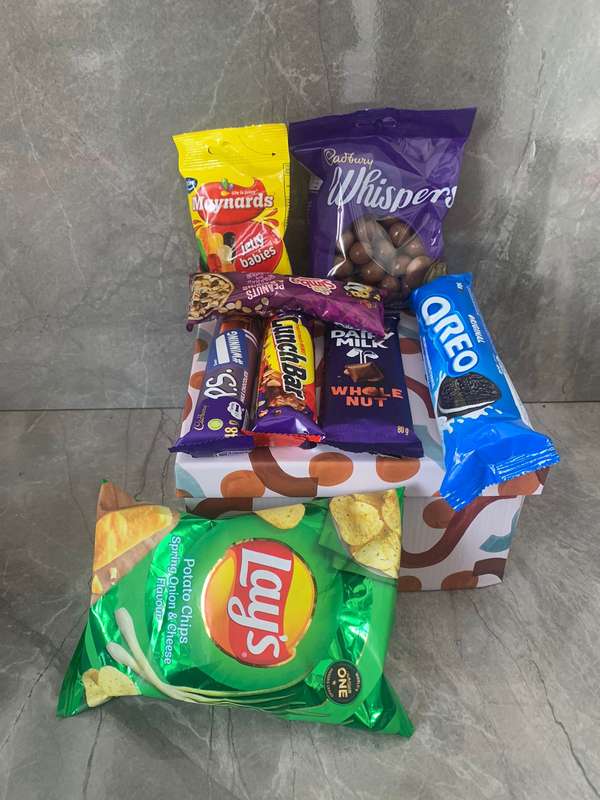 Romance Snack Hamper