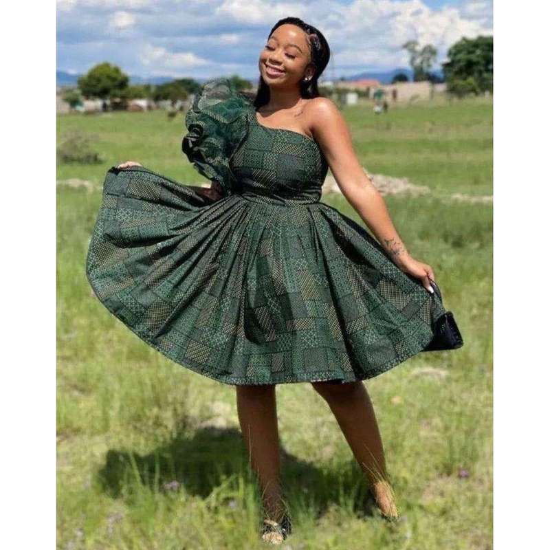 Vintage dress sale store