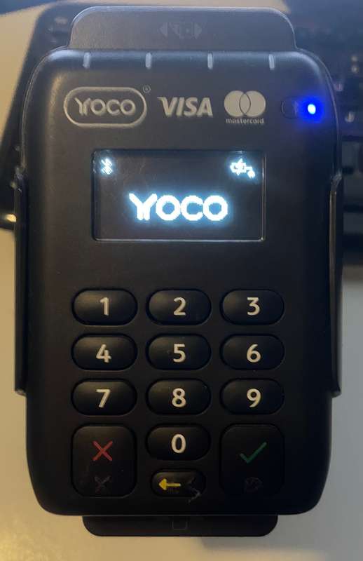 Yoco Pro card machine + Yoco stand