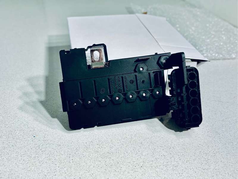 Polo Vivo/9n3/9n Battery Safety Box