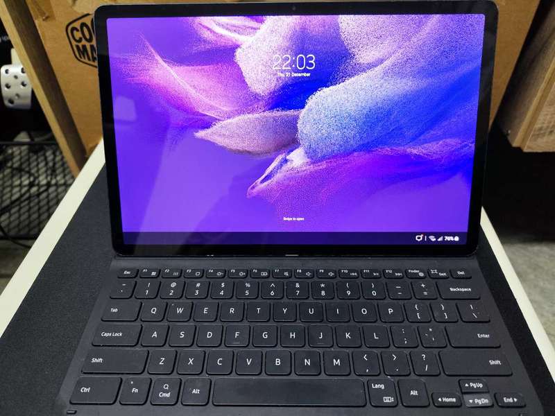 **BARGAIN BUY** SAMSUNG 12.4` TAB S7FE 5G 6GB RAM, 128GB + KEYBOARD -WORTH R17k-GRAB IT@R6999!