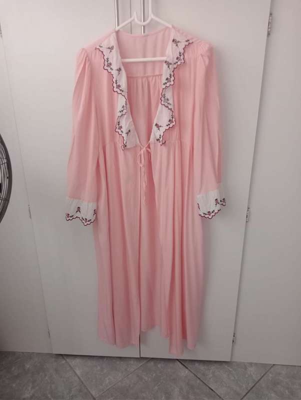 Beautiful Pyjama Set - Brand New!