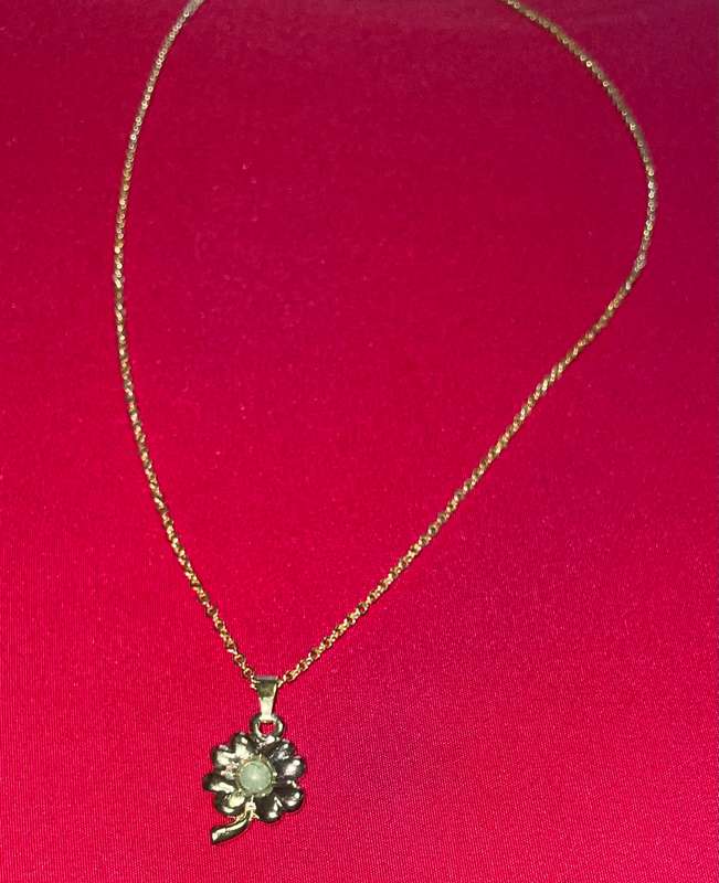 18ct Gold Plated Green Adventurine Patricius Clover Pendant Necklace