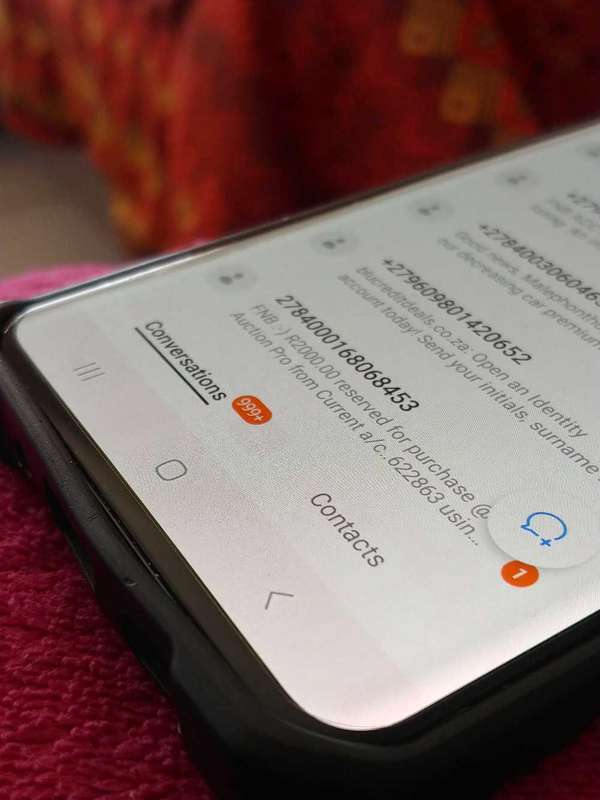 Samsung galaxy S20+ dual sim (read details)