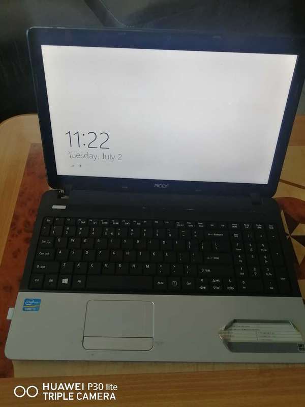 ACER ASPIRE E1-571