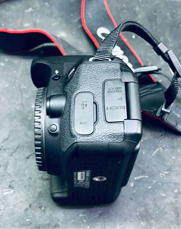 Canon eos650d combo