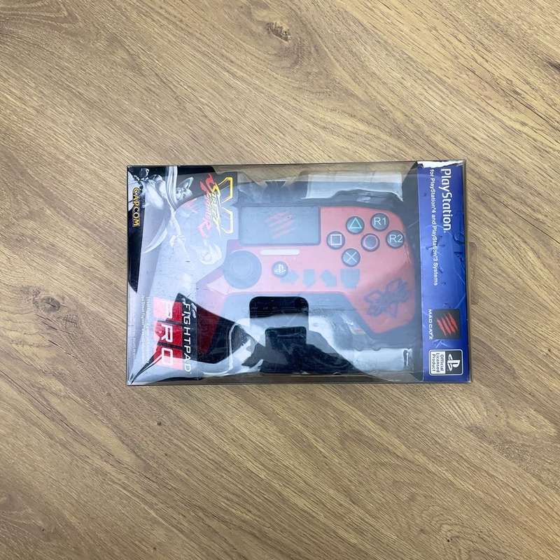 PS4 PS3 Madcatz Street Fighter Controller