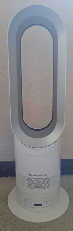 Dyson AM 05 Hot Cold fan heater