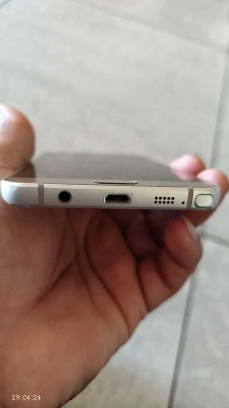 Samsung Note 5 32GB Gold Single SIM