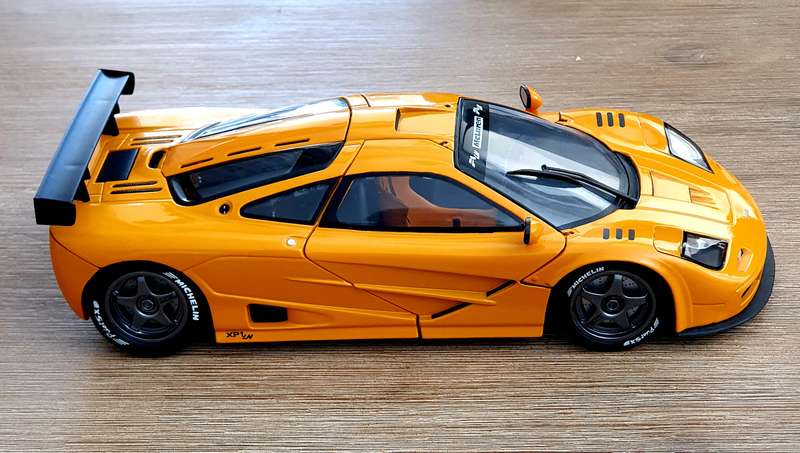 1:18 UT Model McLaren GTR Le Mans Roadster (96).