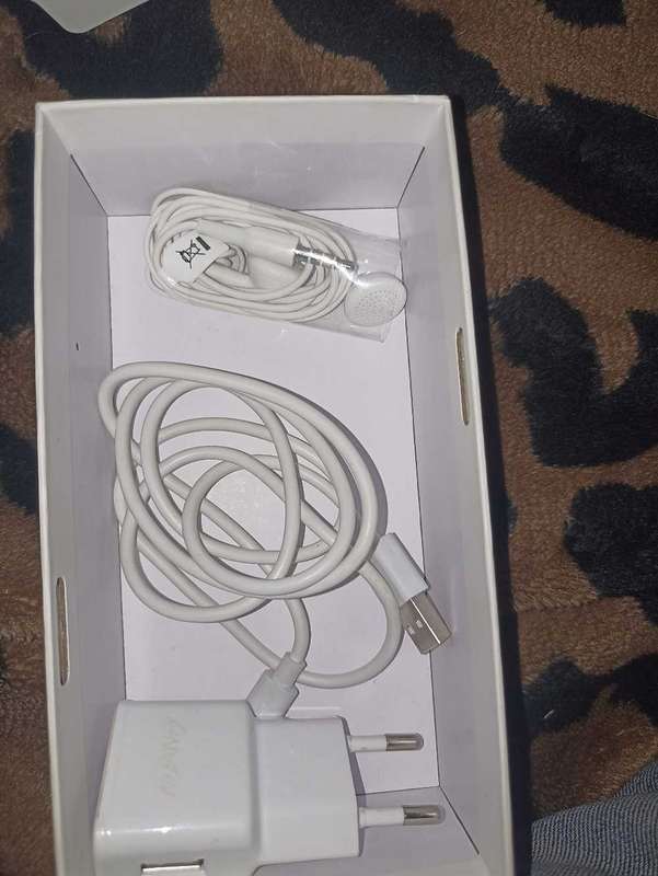 Wow Huawei P smart android phone
