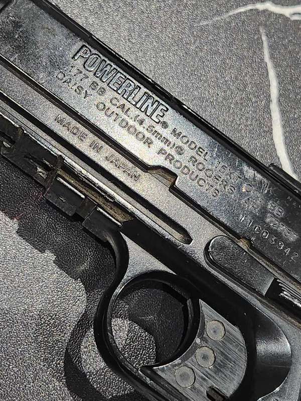Daisy Powerline 15XT - CO2 BB Pistol - Not used in while WILL NEED A SERVICE