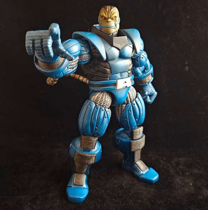 ToyBiz Marvel Legends Apocalypse