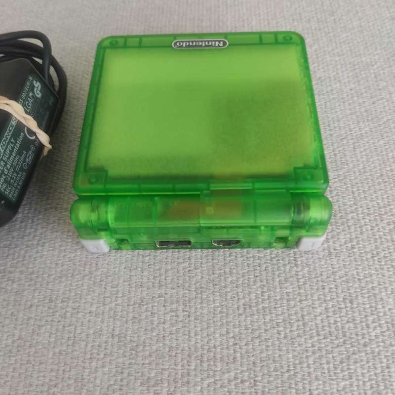 Gameboy Advance SP console  AGS-001