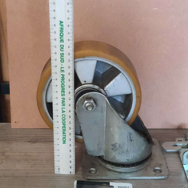 Joblot tools and big heavy duty wheel