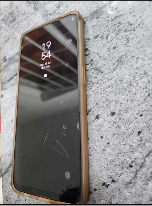 Oppo Reno 7z 5g For Spares or Repair Screen Glass Cracked