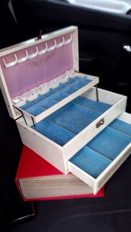 Vintage 1950`s Mele Jewellery Box