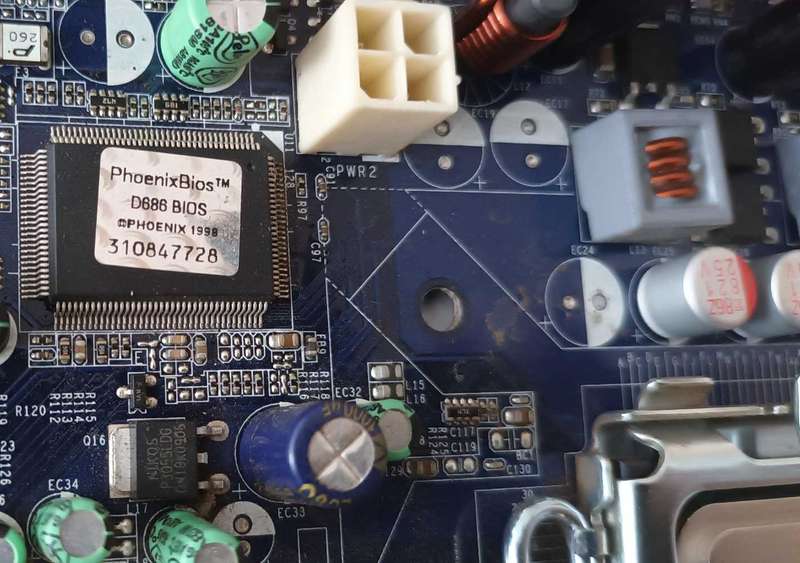 Foxconn N15235 45CMX Motherboard Socket LGA115XDBP 3520 with 2x 1GB DDR2 Ram