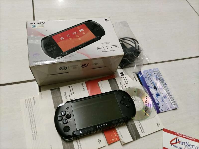 Sony Psp E1000 Street boxed