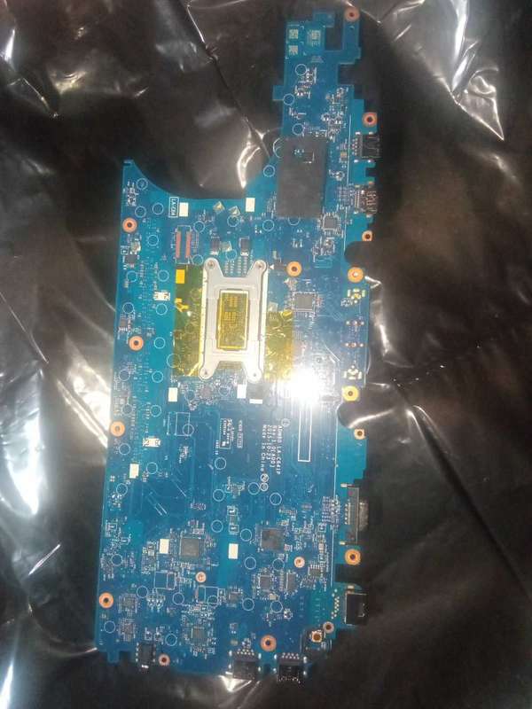 Latitude 5570 motherboard