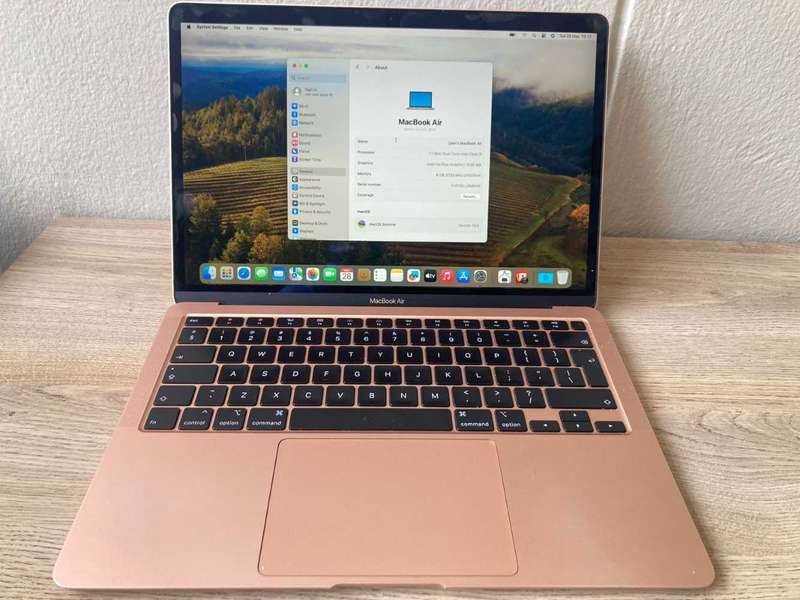 2020 Apple macbook Air 13-inch Retina Display Rose Gold i3 8GB RAM 256GB SSD Storage