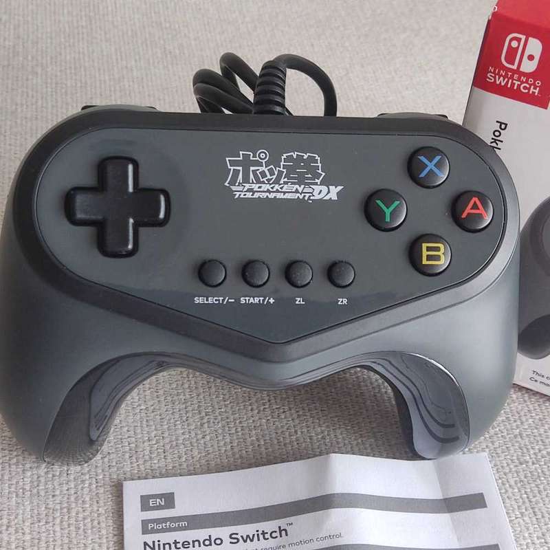 Nintendo Switch Pokken Tournament DX Pro Pad wired