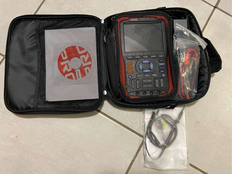 RS Pro RSHS806 Oscilloscope
