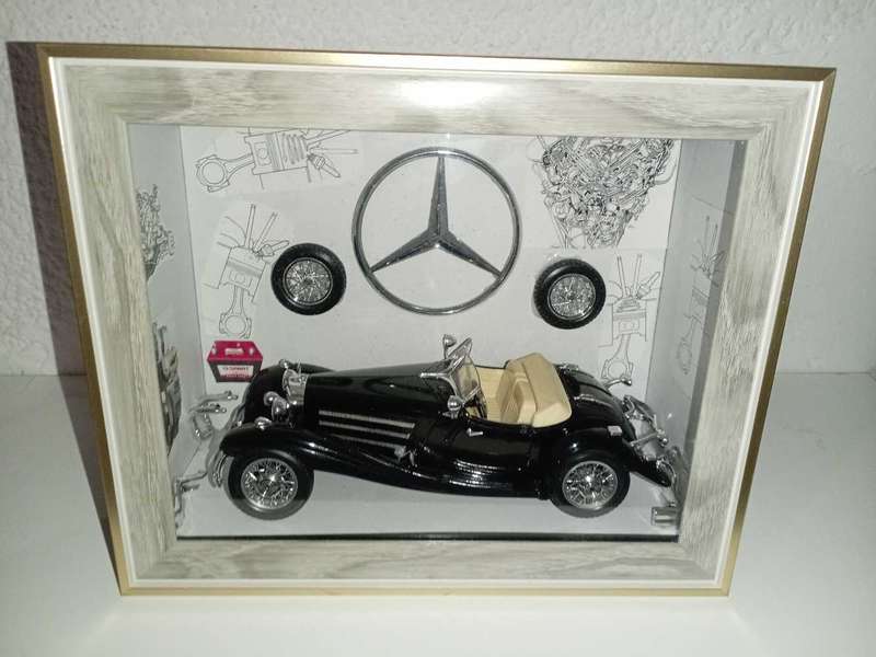 Framed diorama garage Mercedes Benz