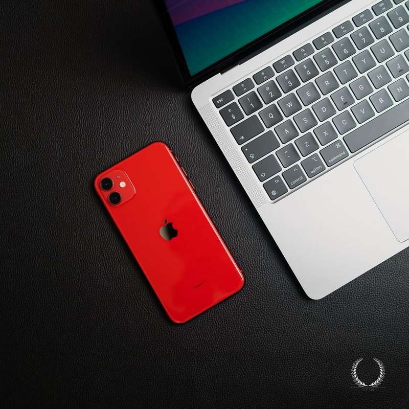 iPhone 11 Red