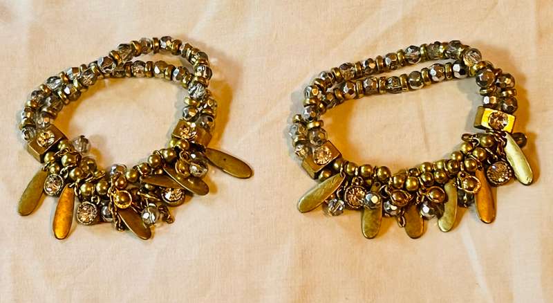 Bracelet , two row elastic . Crystal and diamante detail