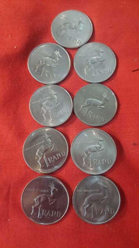 Unc R1 coins nickel x9