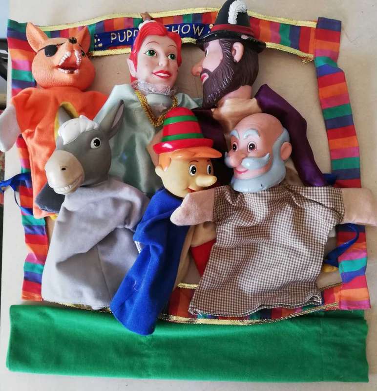 Hand puppet
