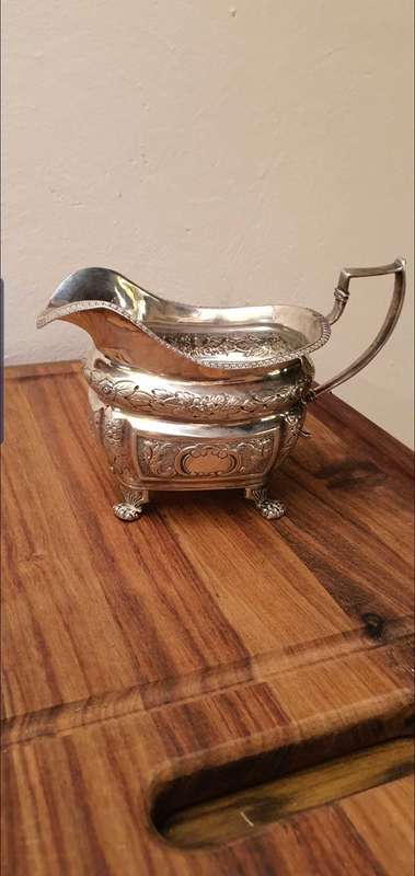 Glascow Silver Hallmarked 1894-1895 Milk jug in excellent condition 191 grams !!